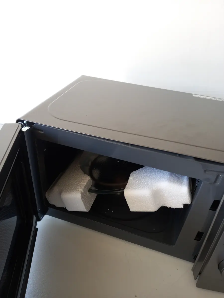 Mikrotalasna Gorenje MO20A3T4