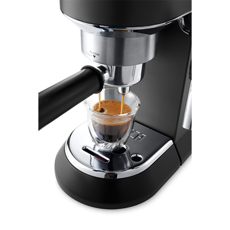 Aparat za espresso kafu DeLonghi EC.685.BK