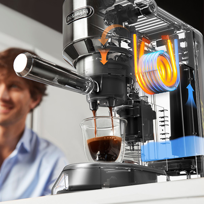 Aparat za espresso kafu DeLonghi EC.685.M