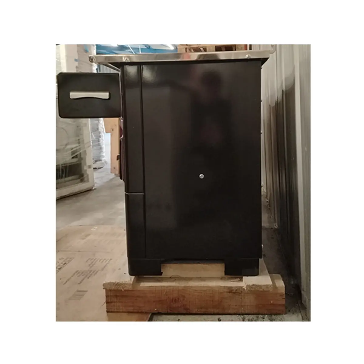 Šporet na čvrsto gorivo MBS 3E DP, braon, levi