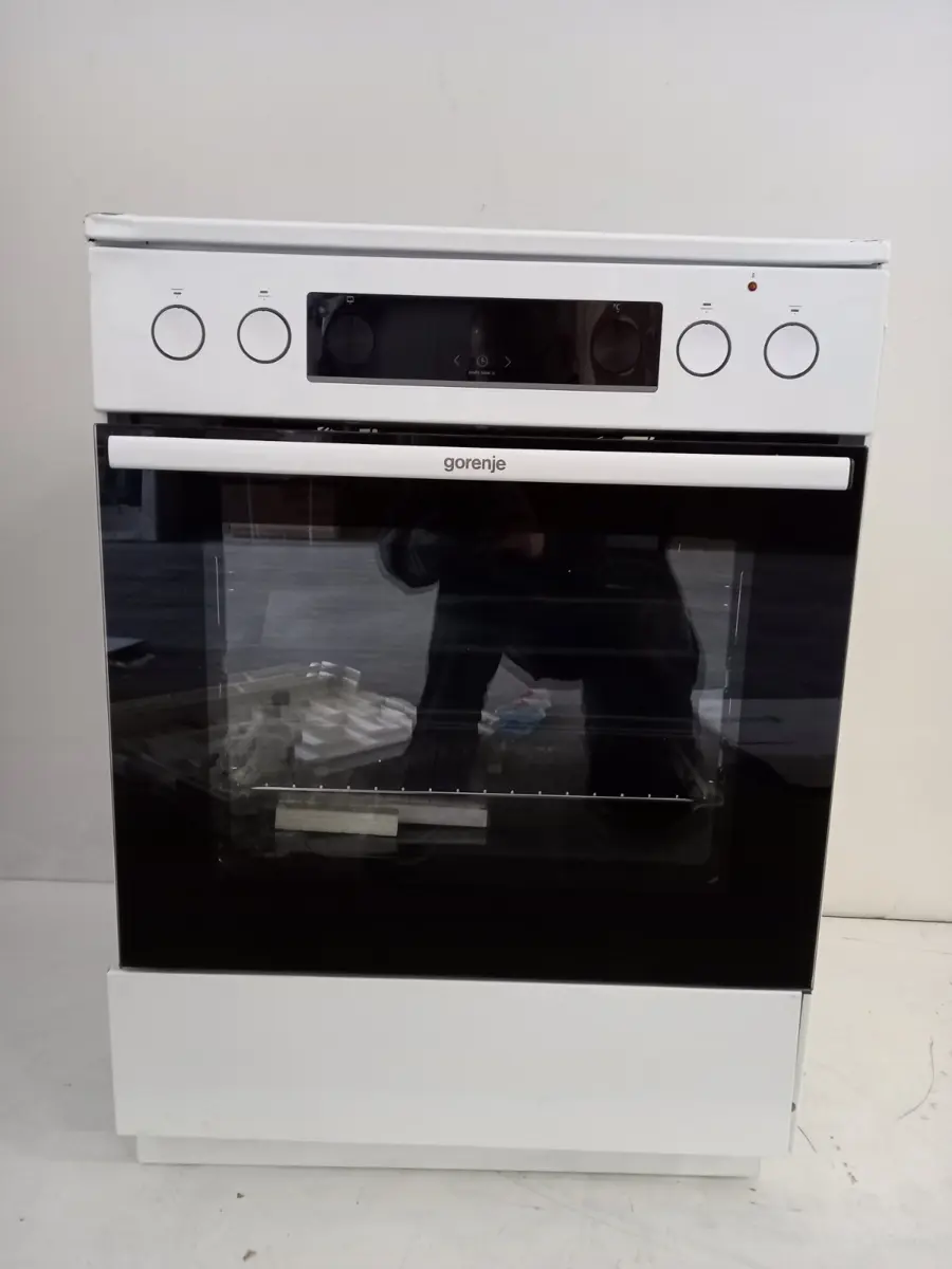 Električni šporet Gorenje GECS6C70WPA